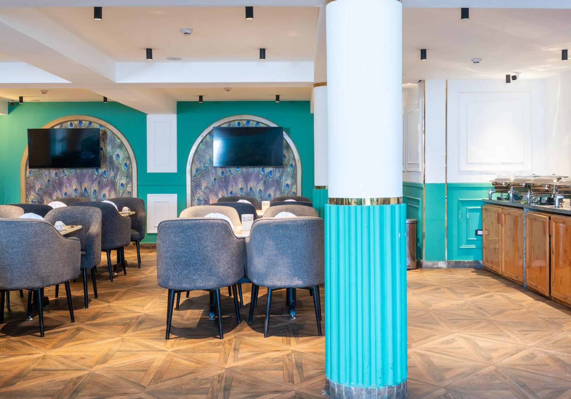 Panorama Ramsis Hotel&café 3*