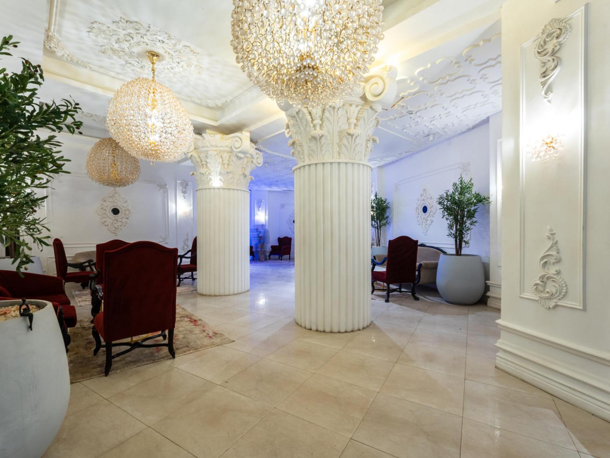 Panorama Ramsis Hotel&café