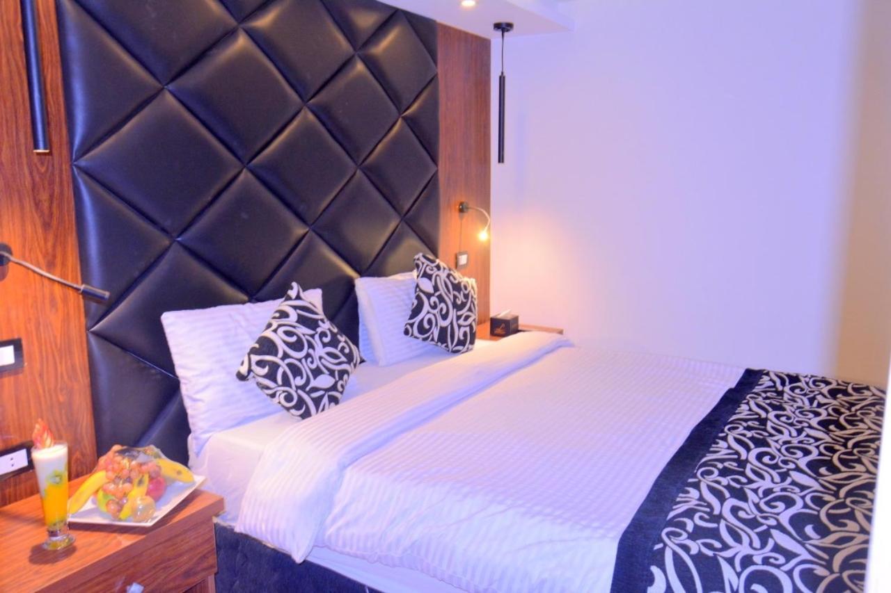 Hotel Panorama Ramsis & Cafe 3*