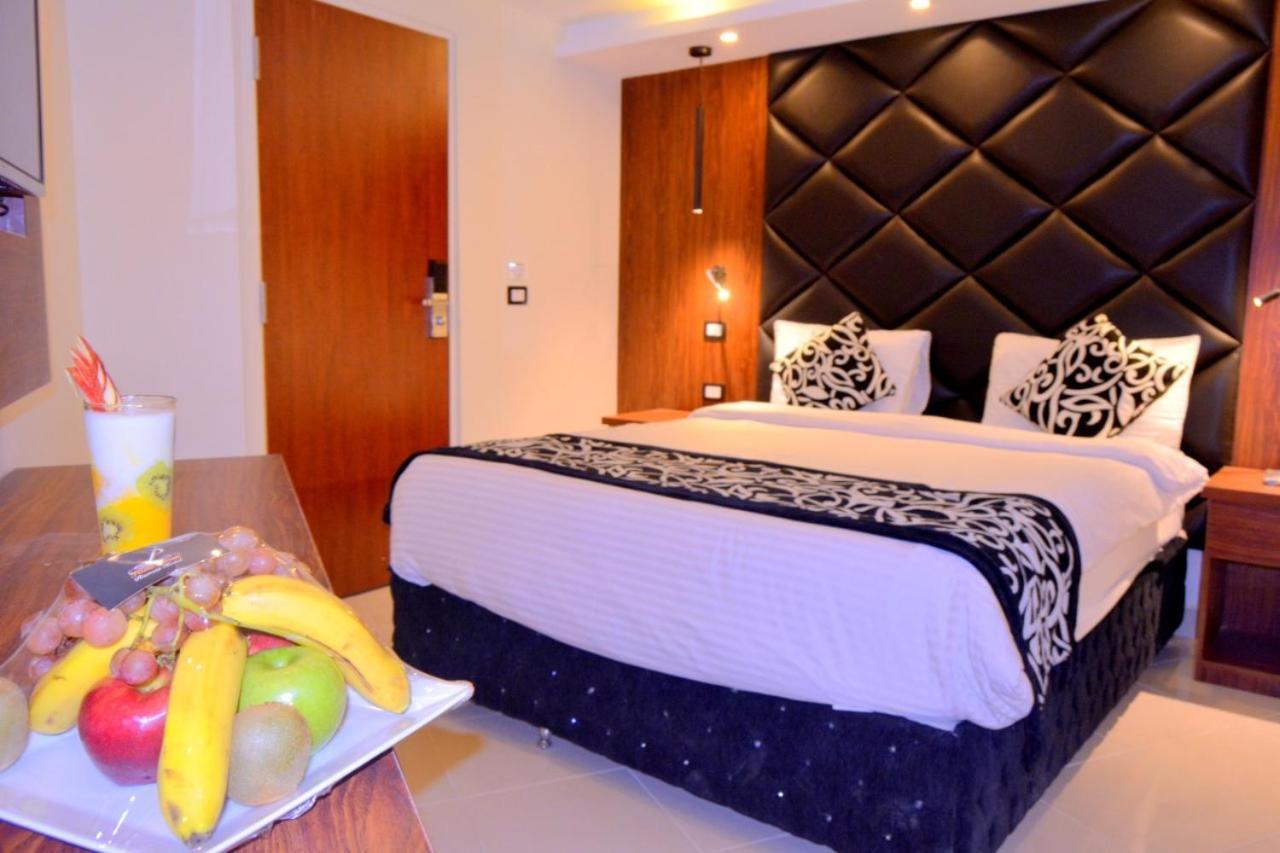Hotel Panorama Ramsis & Cafe 3*